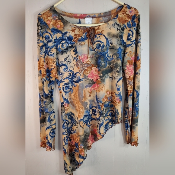 Finesse Tops - Super cute ladies top